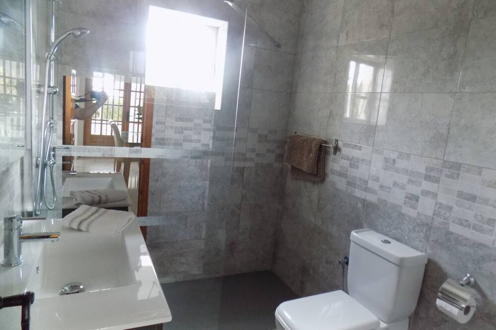 Photo of Bathroom in San Miguel de Salinas