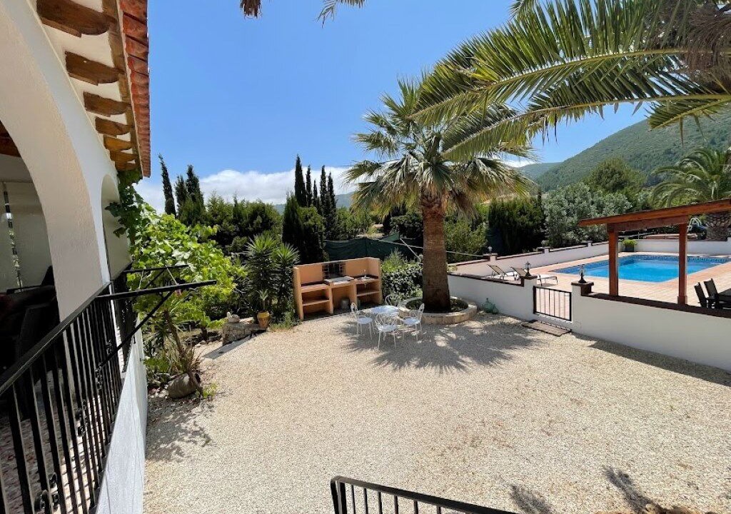 Photo of Outdoor in Jalon