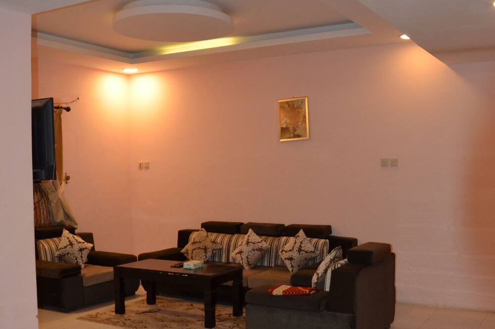 Photo of Livingroom in Al Hofuf