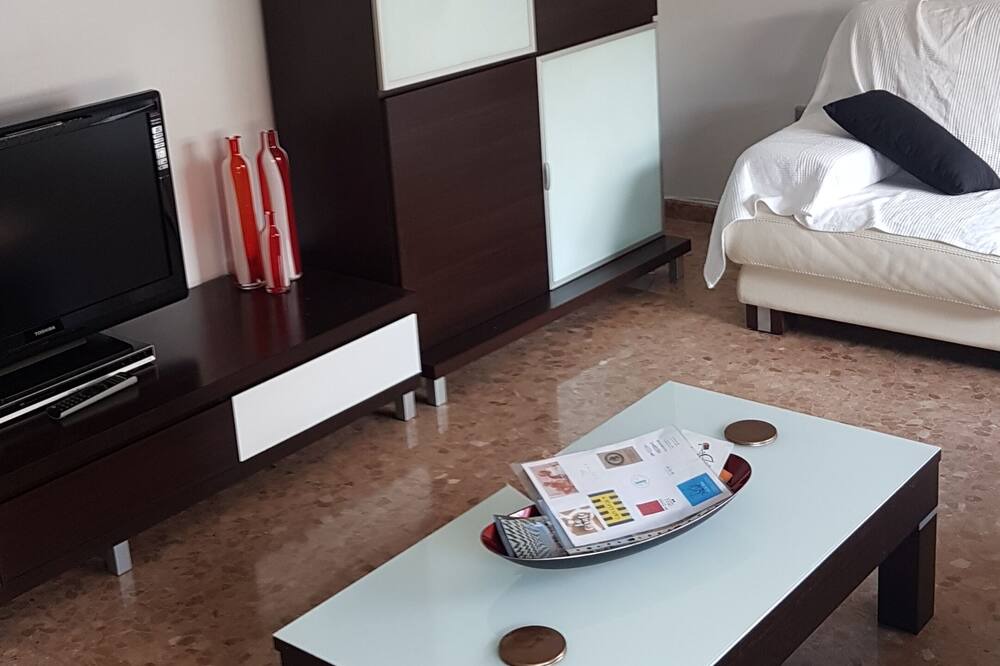 Photo of Bedroom in Aiora