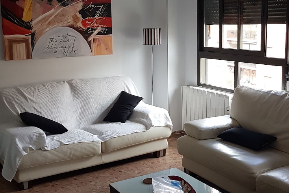Photo of Livingroom in Aiora