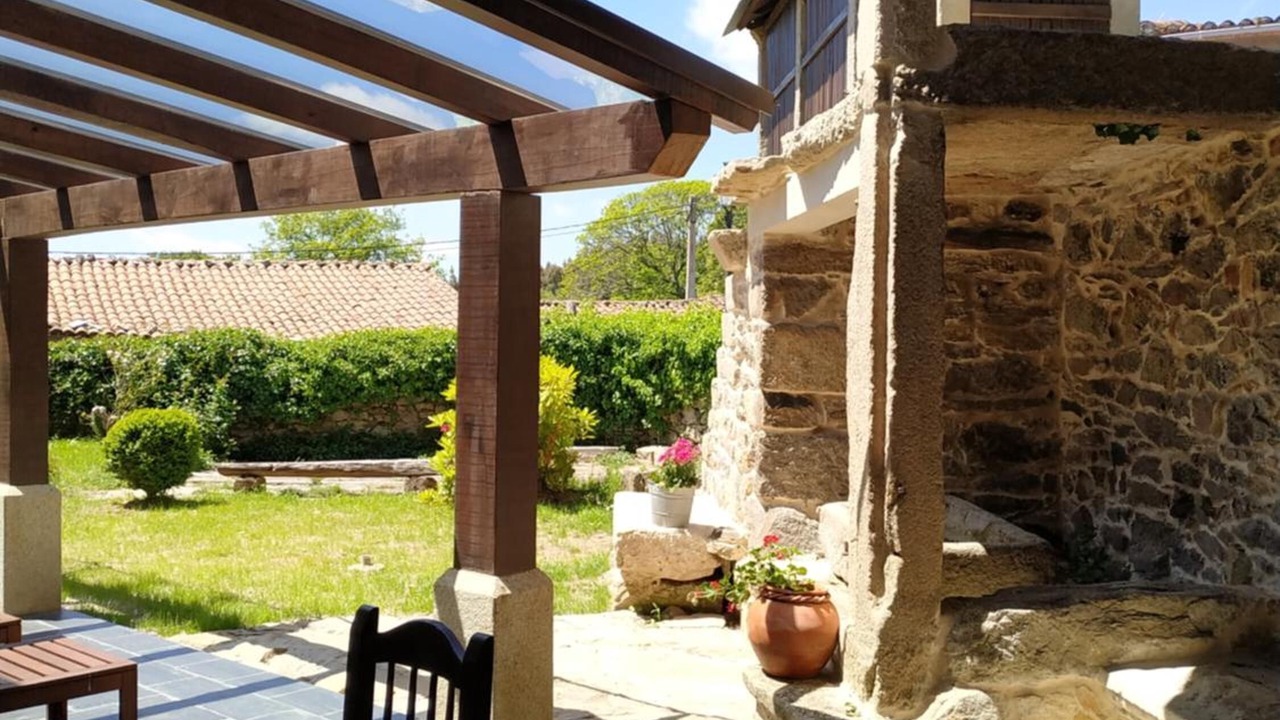 Photo of Patio Balcony in Monterroso