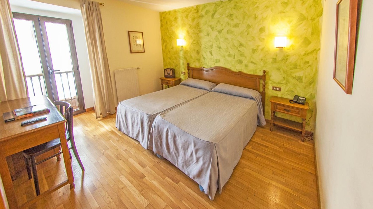 Photo of Bedroom in Cimadevilla