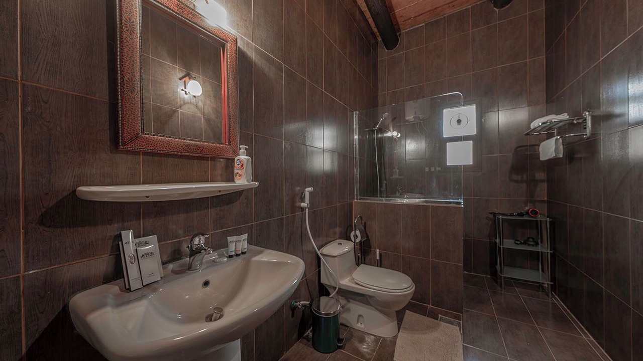 Photo of Bathroom in Uyayna