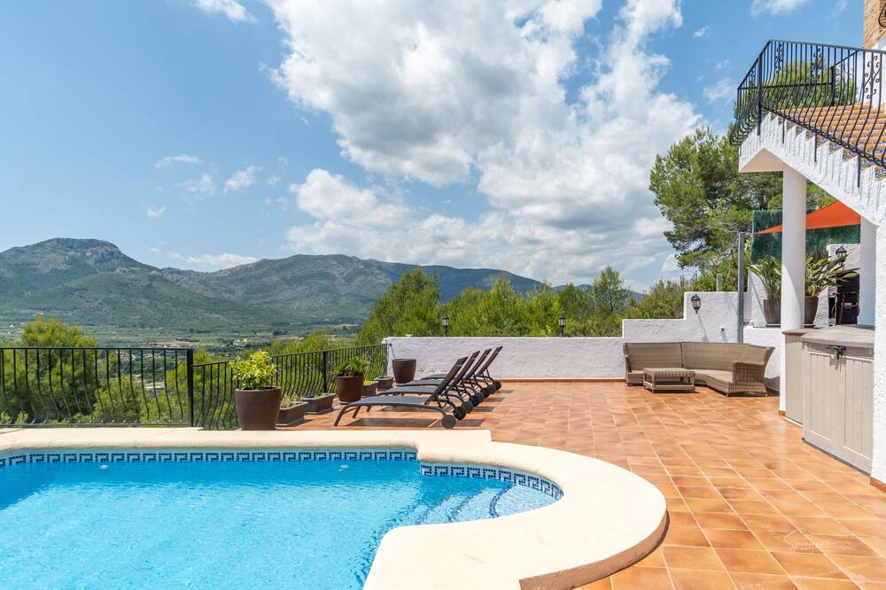 Photo of Outdoor in Jalon