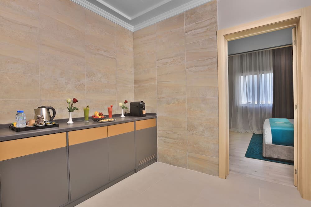 Photo of Kitchen in Al Faisaliyah