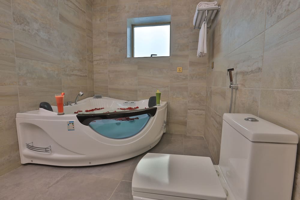 Photo of Bathroom in Al Faisaliyah