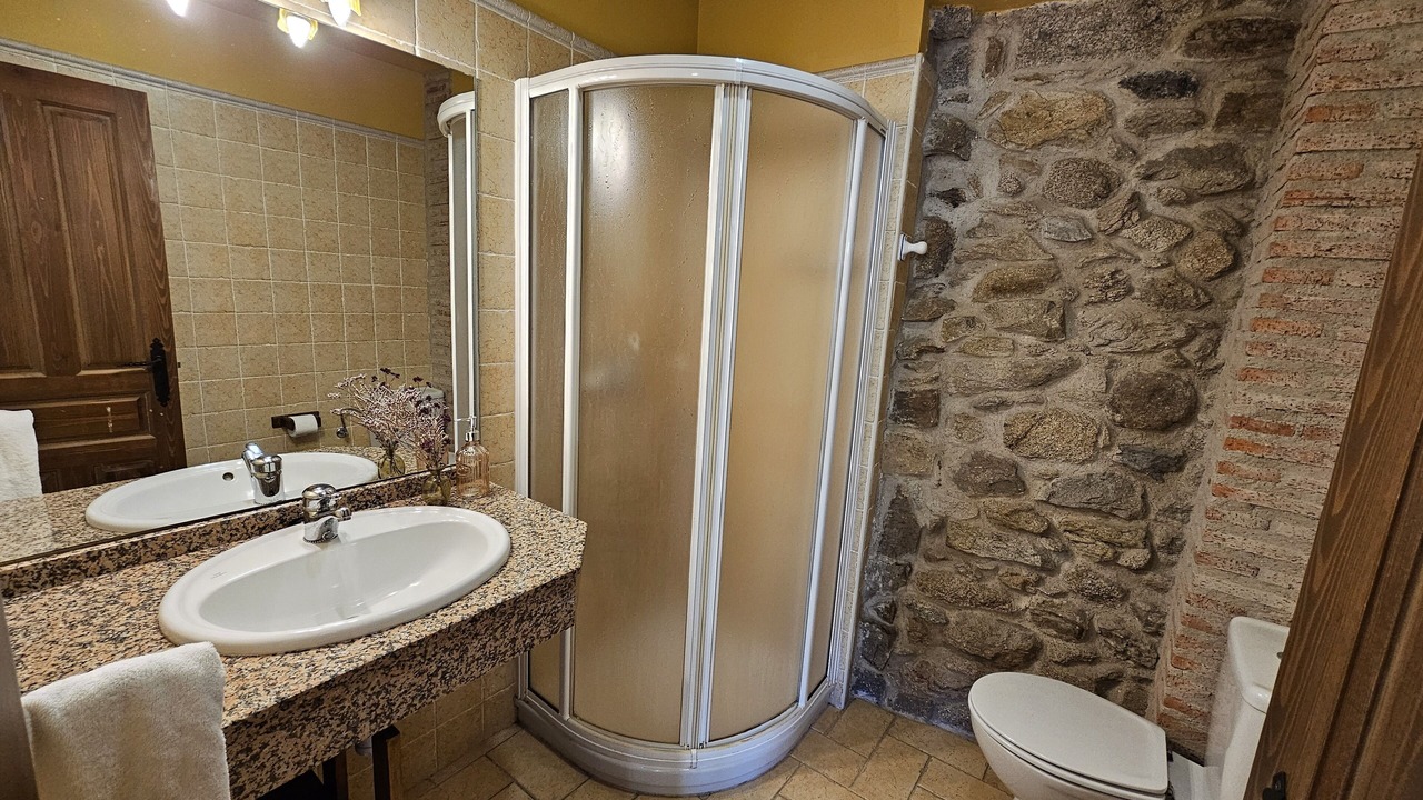 Photo of Bathroom in Ledesma