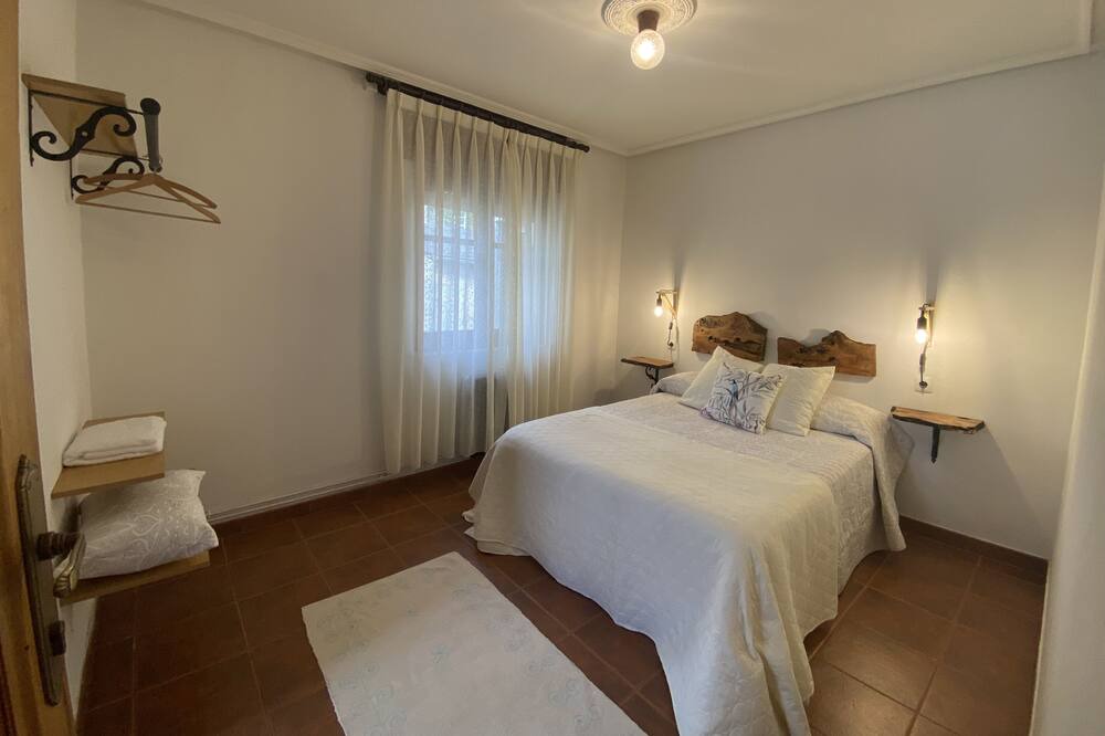 Photo of Bedroom in Boal