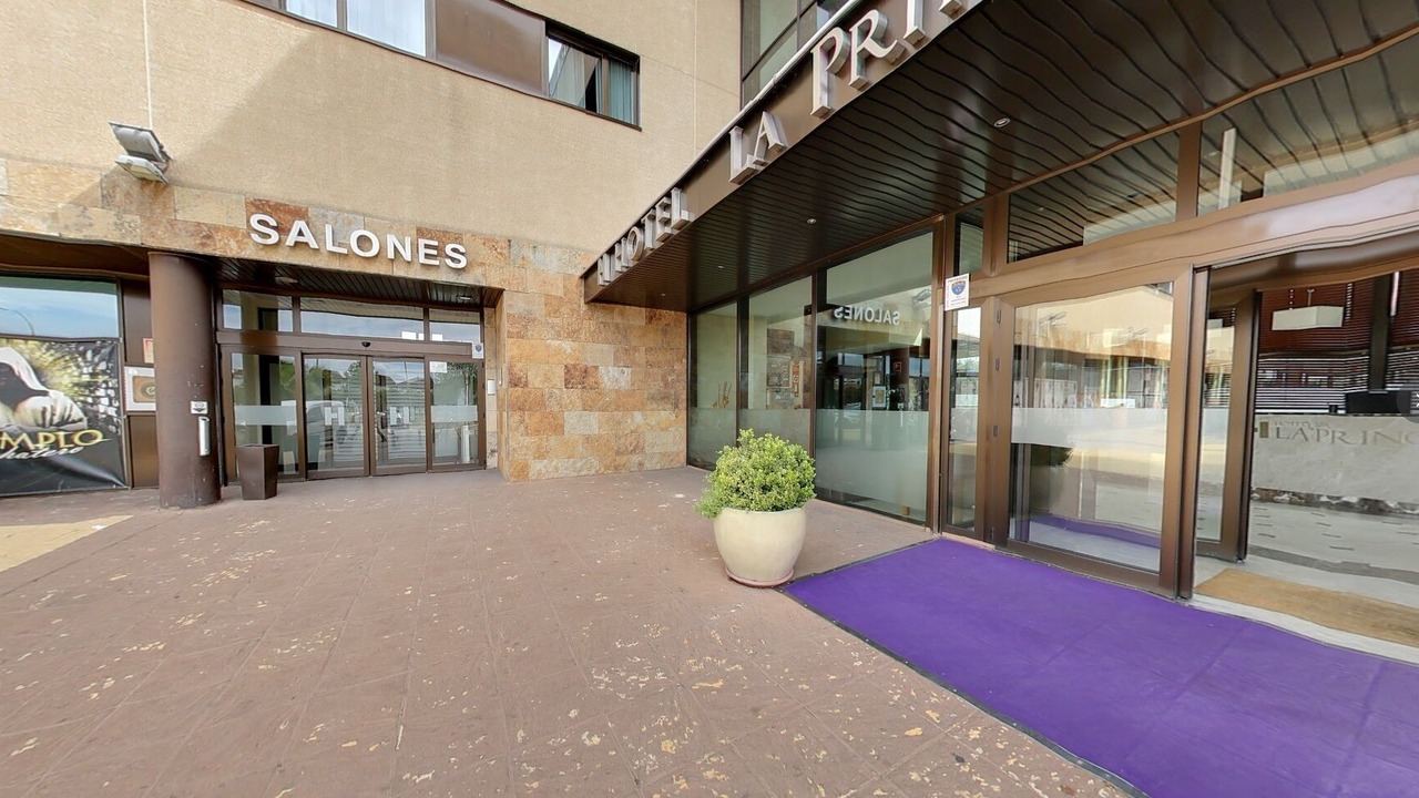 Photo of Outdoor in Suroeste