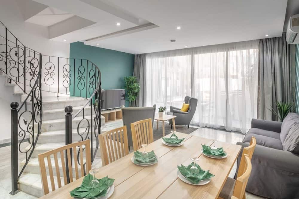 Photo of Livingroom in Al Kura