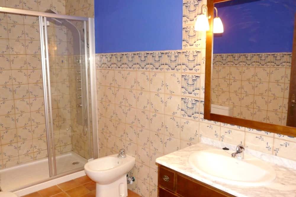 Photo of Bathroom in Villamiel