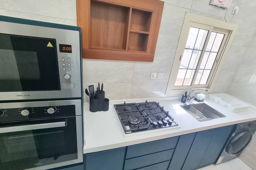 Photo of Kitchen in Al Faisaliyah