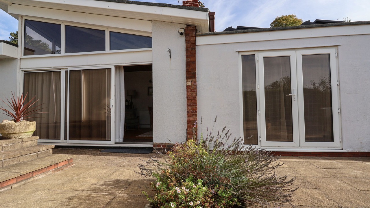 Photo of Outdoor in Cuddington