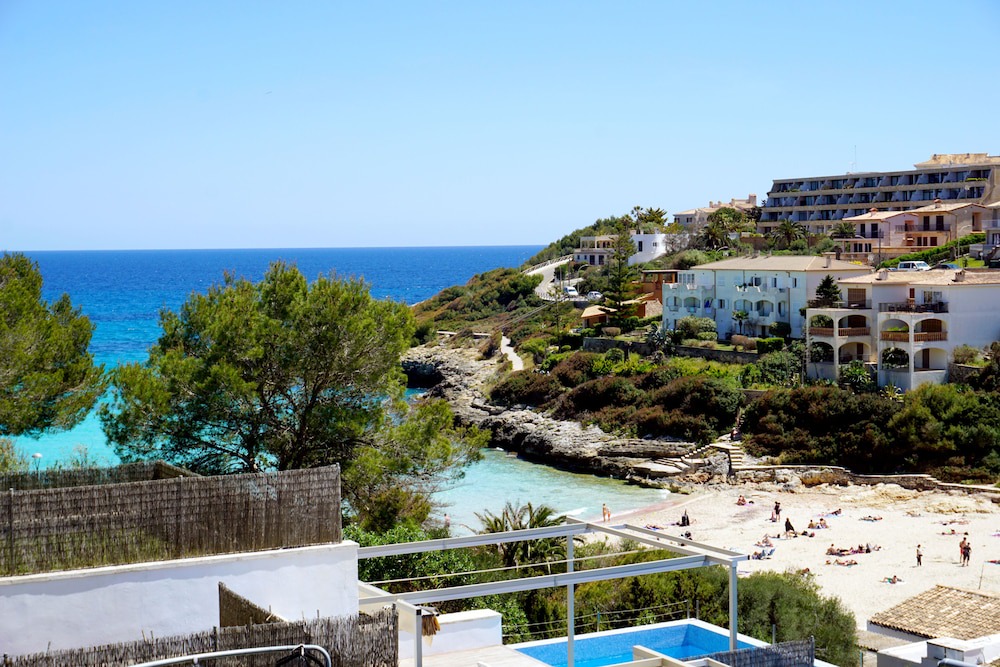 Photo of Others in Cala Mandia