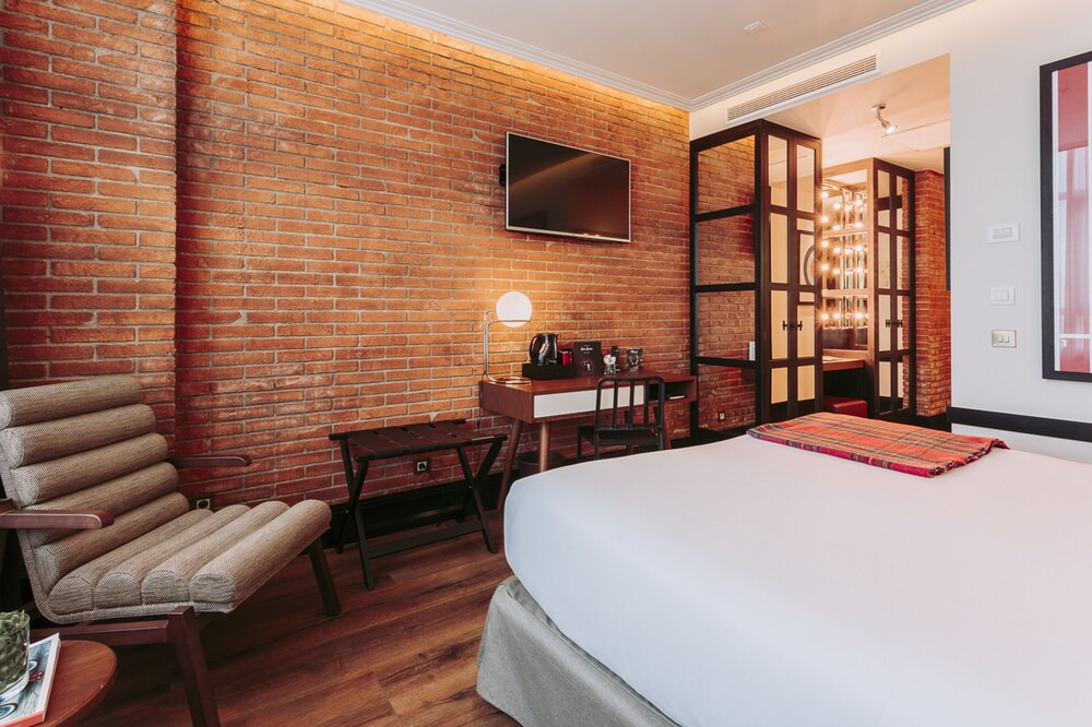Photo of Bedroom in Jeronimos