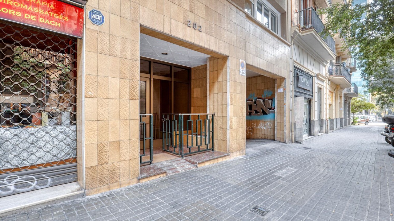 Photo of Outdoor in La Nova Esquerra de l'Eixample