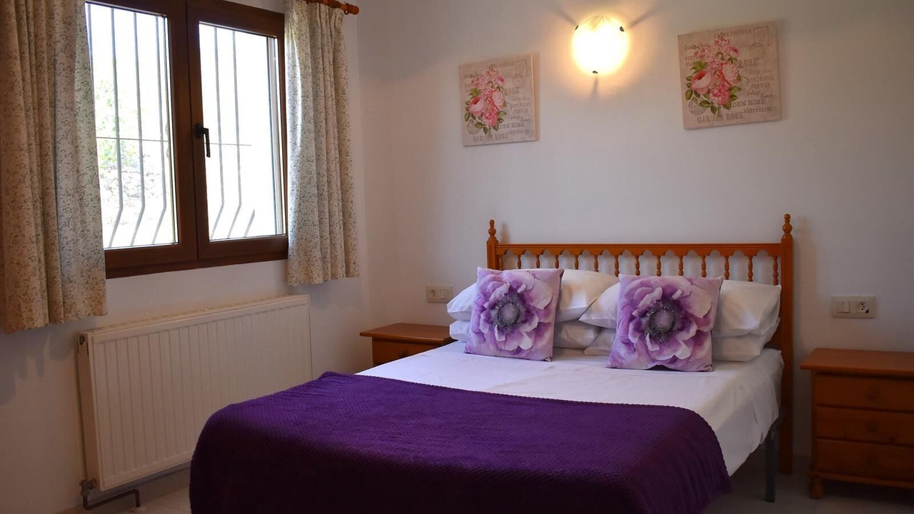 Photo of Bedroom in Alcalali
