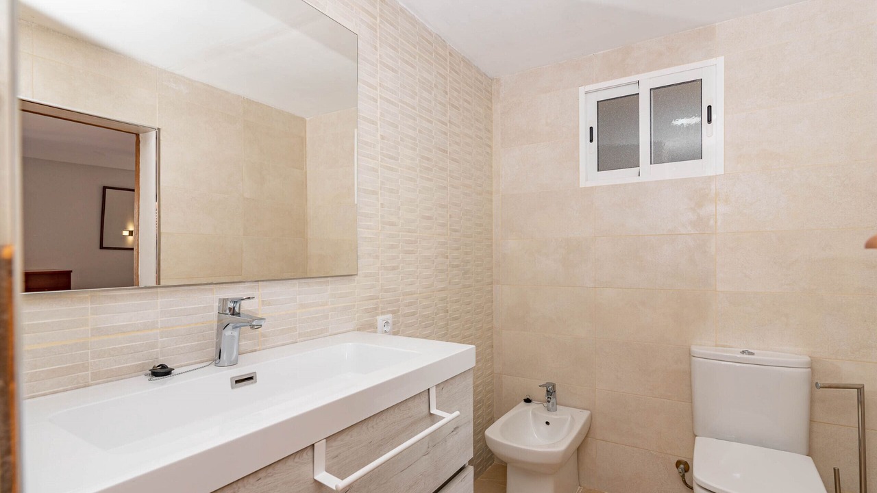 Photo of Bathroom in Marina Manresa