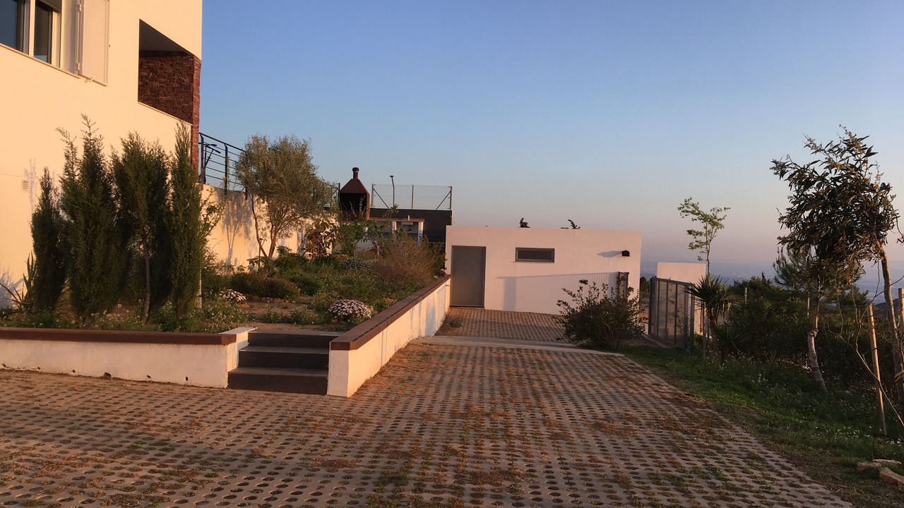 Photo of Outdoor in Segart