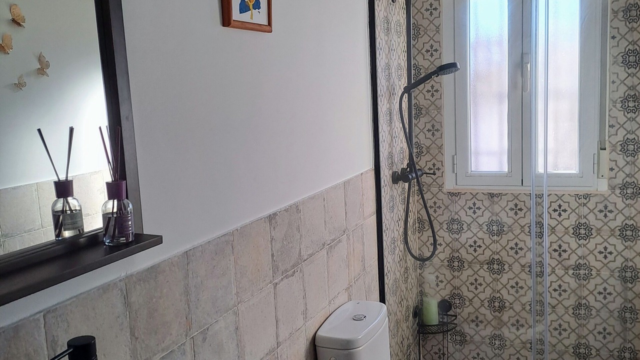 Photo of Bathroom in Garciotum