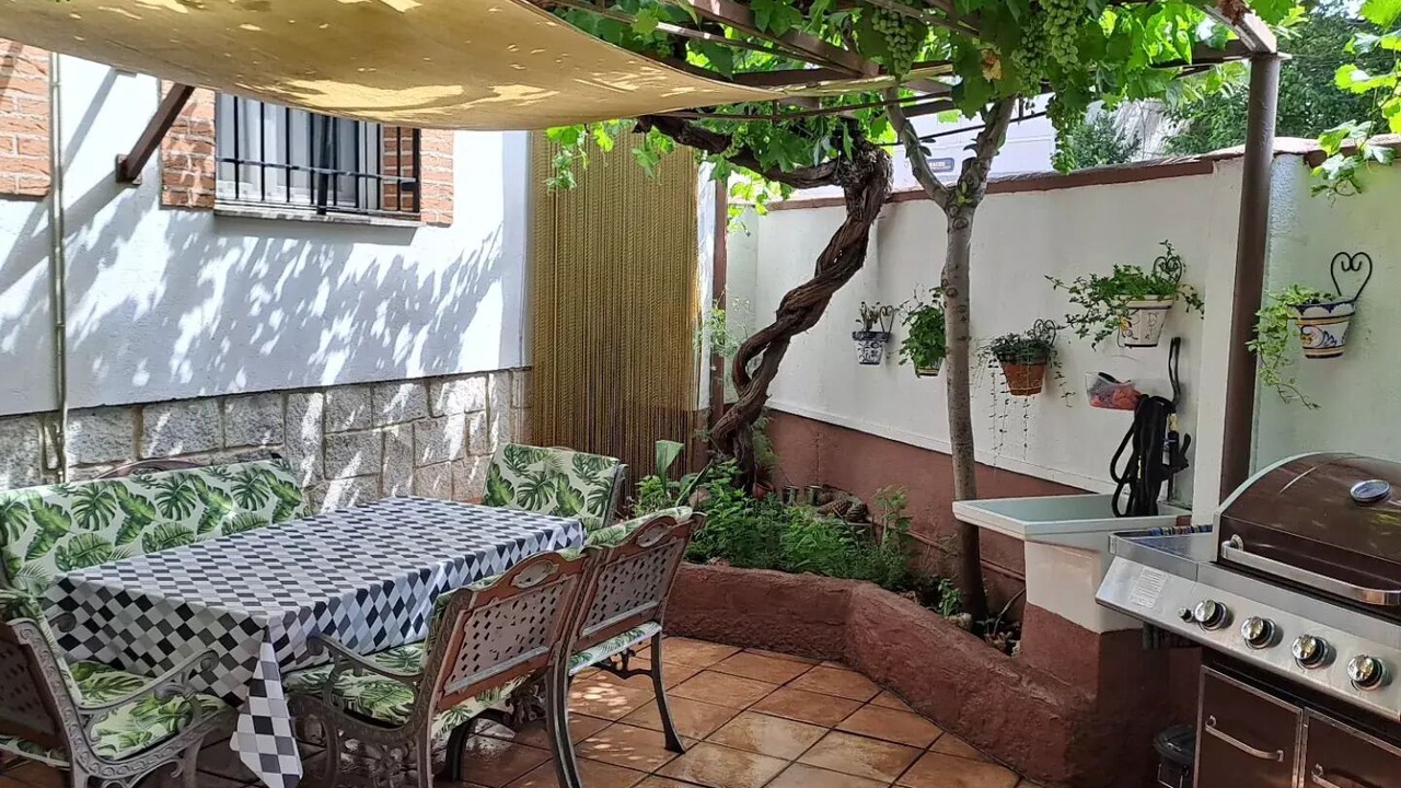 Photo of Outdoor in Garciotum