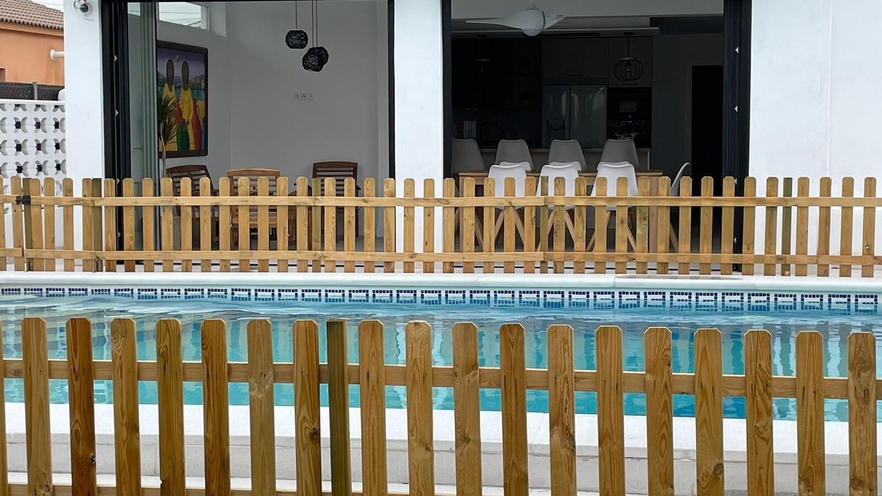 Photo of Outdoor in Grinon