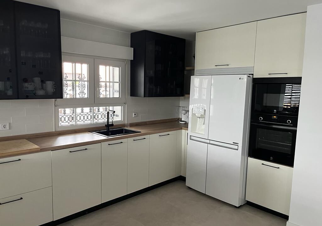Photo of Kitchen in Grinon