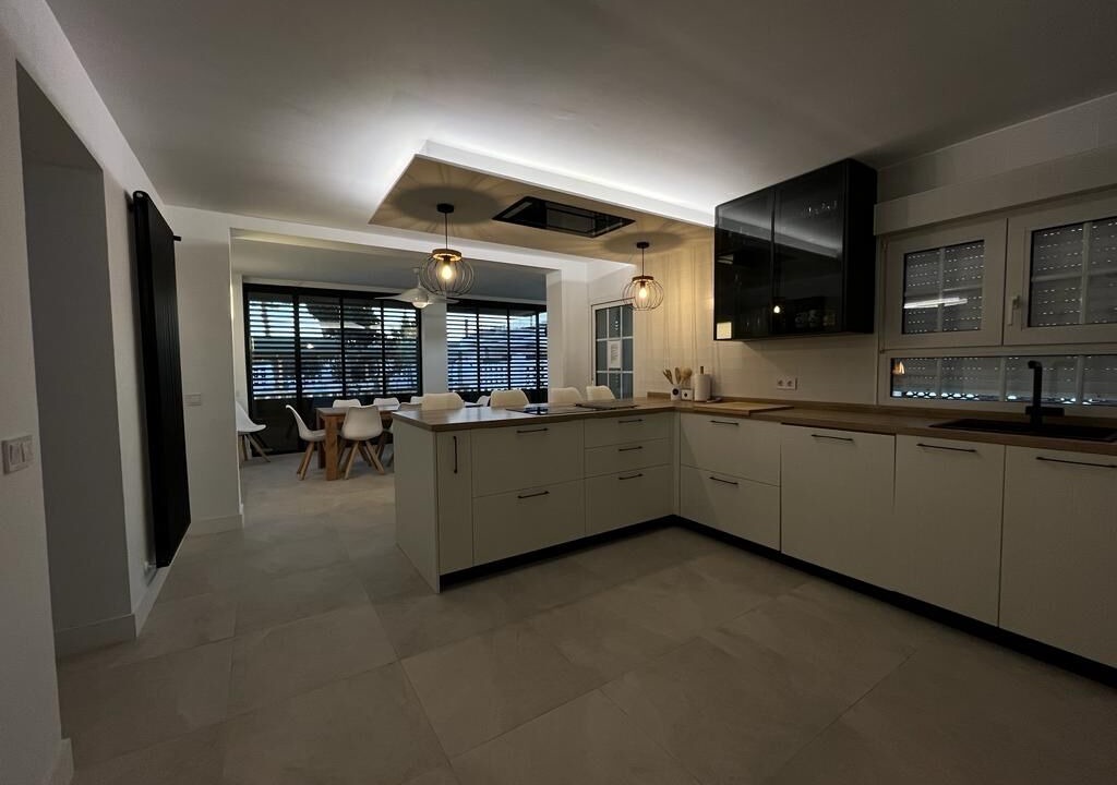 Photo of Kitchen in Grinon