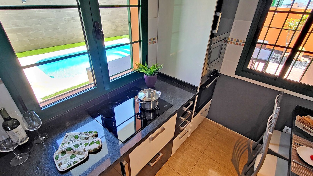 Photo of Kitchen in Tarajalejo