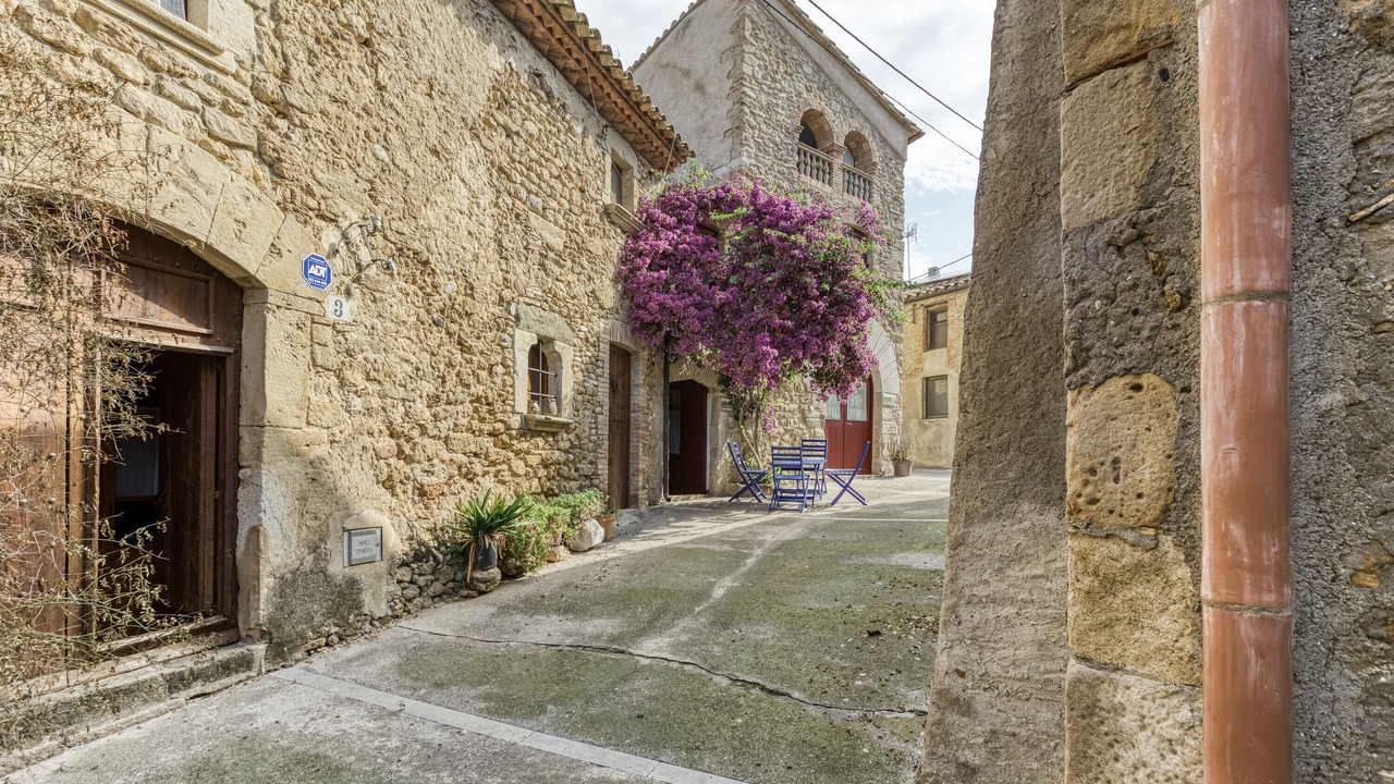 Photo of Outdoor in Orriols
