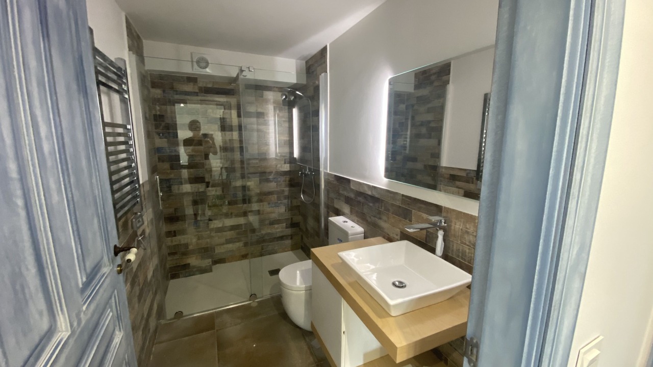 Photo of Bathroom in Coiron