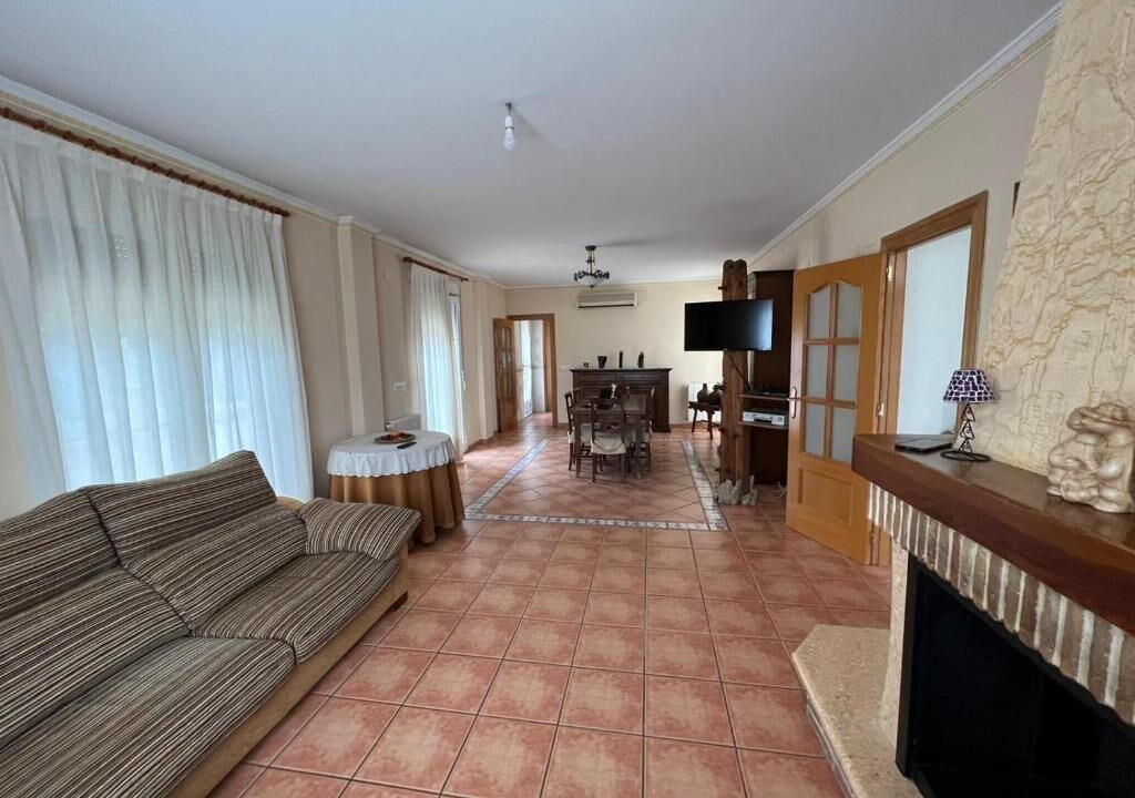 Photo of Livingroom in Alguena