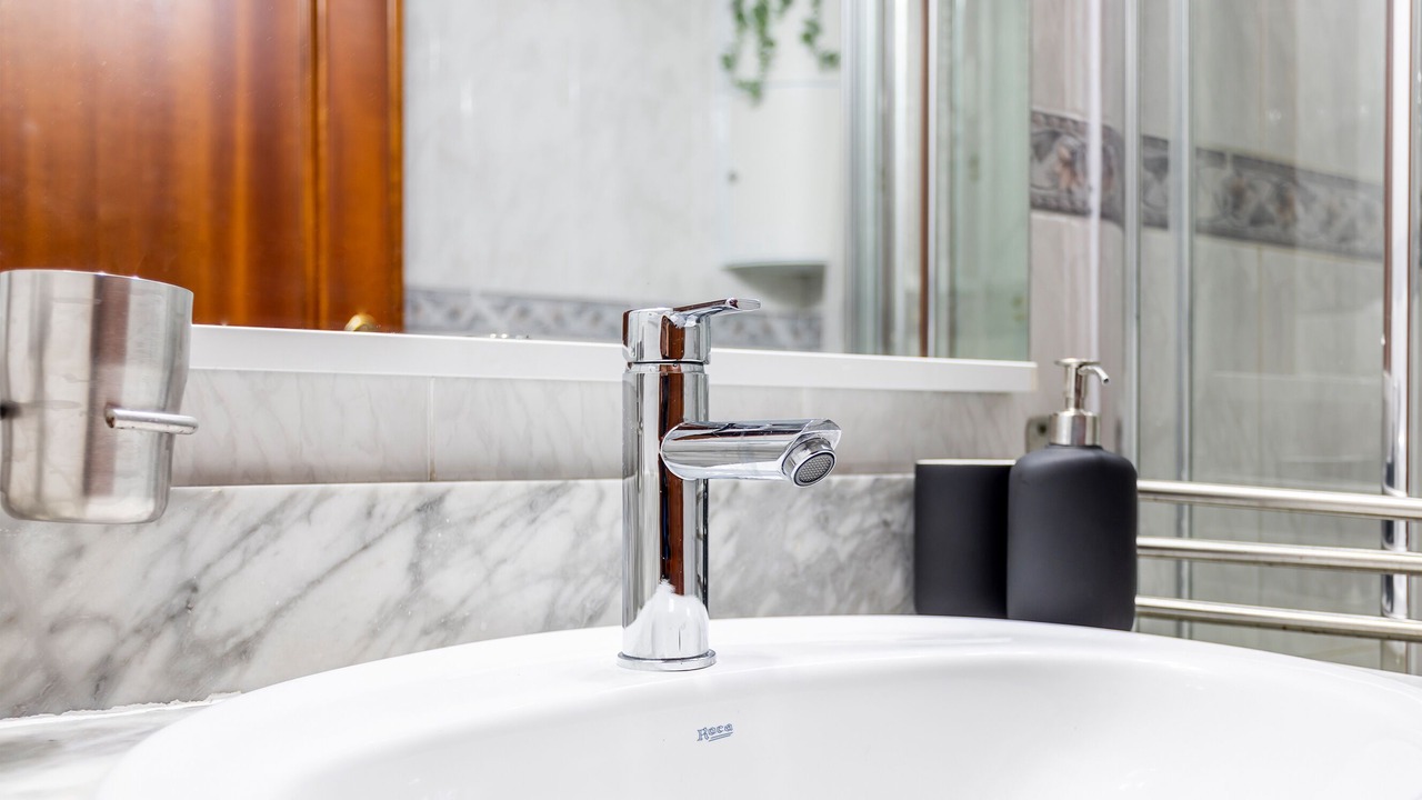 Photo of Bathroom in El Cabanyal