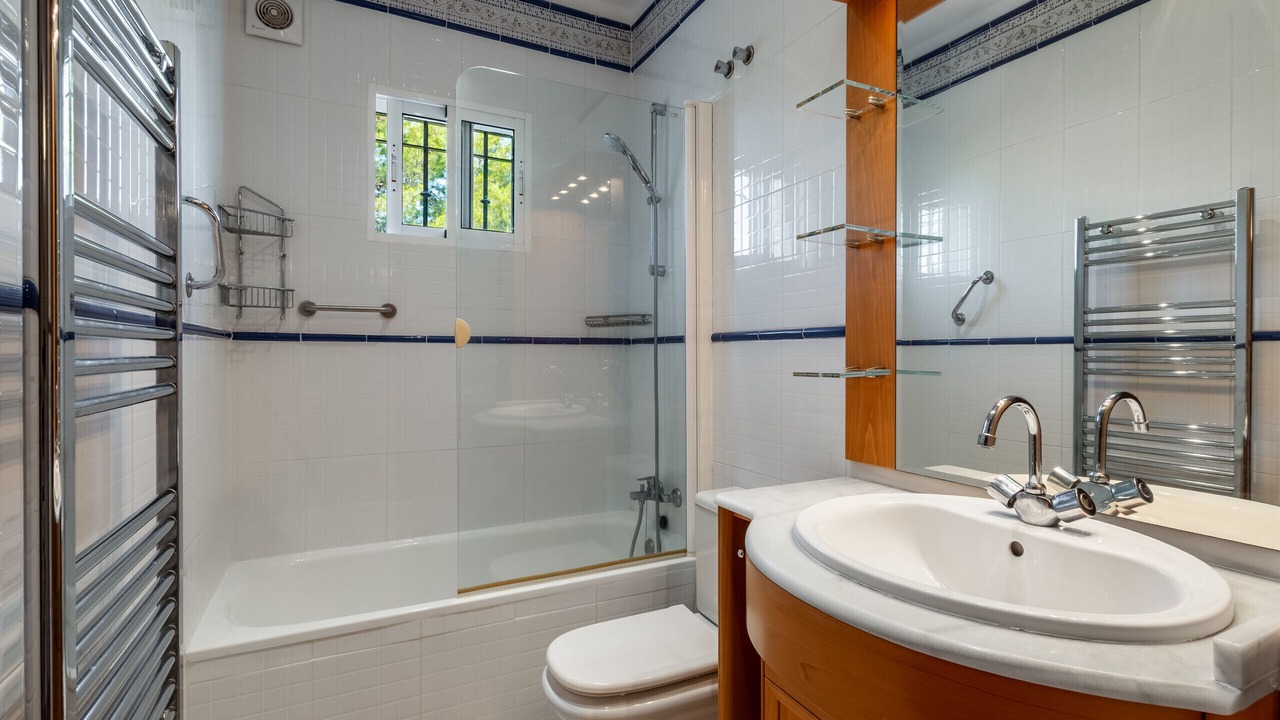 Photo of Bathroom in Oasis del Capistrano