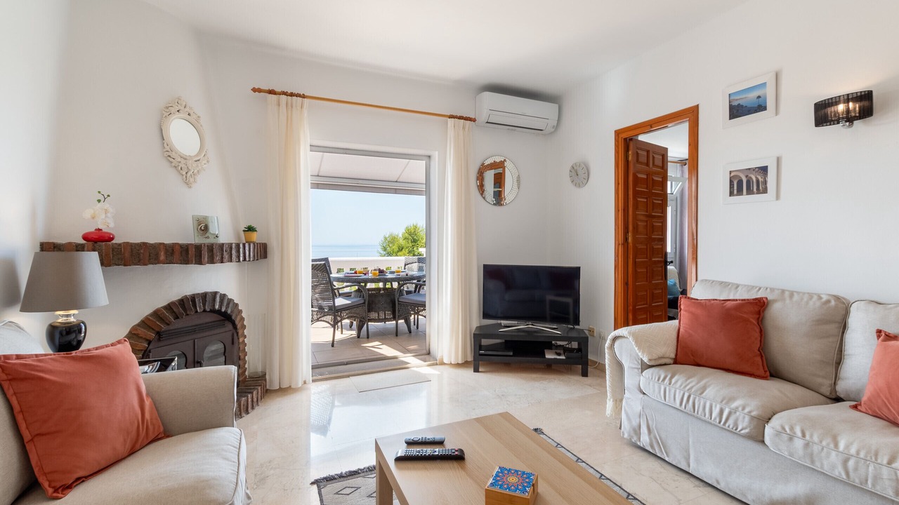 Photo of Livingroom in Oasis del Capistrano