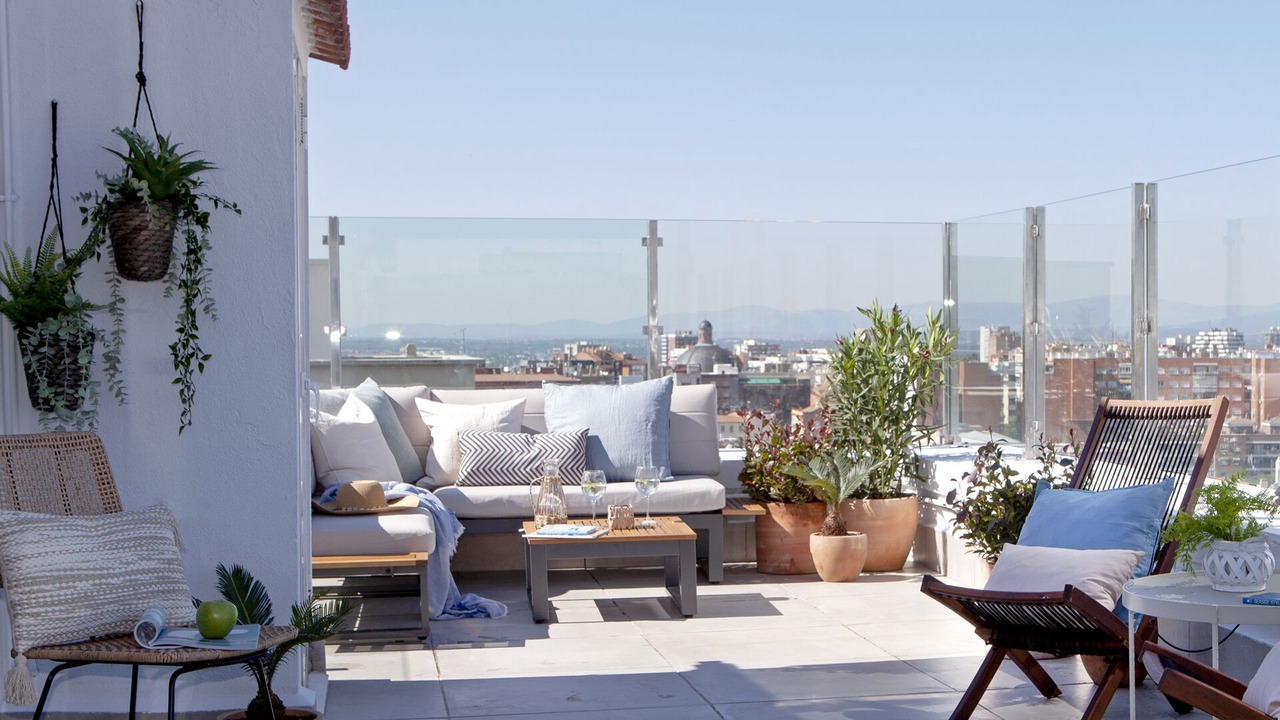 Photo of Livingroom in Cuatro Caminos