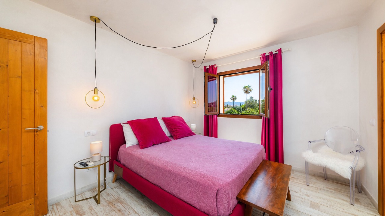 Photo of Bedroom in Les Palmeres