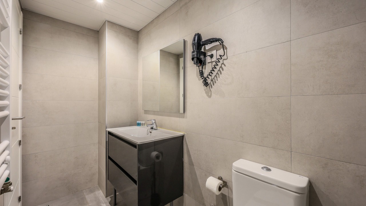Photo of Bathroom in Gaztambide