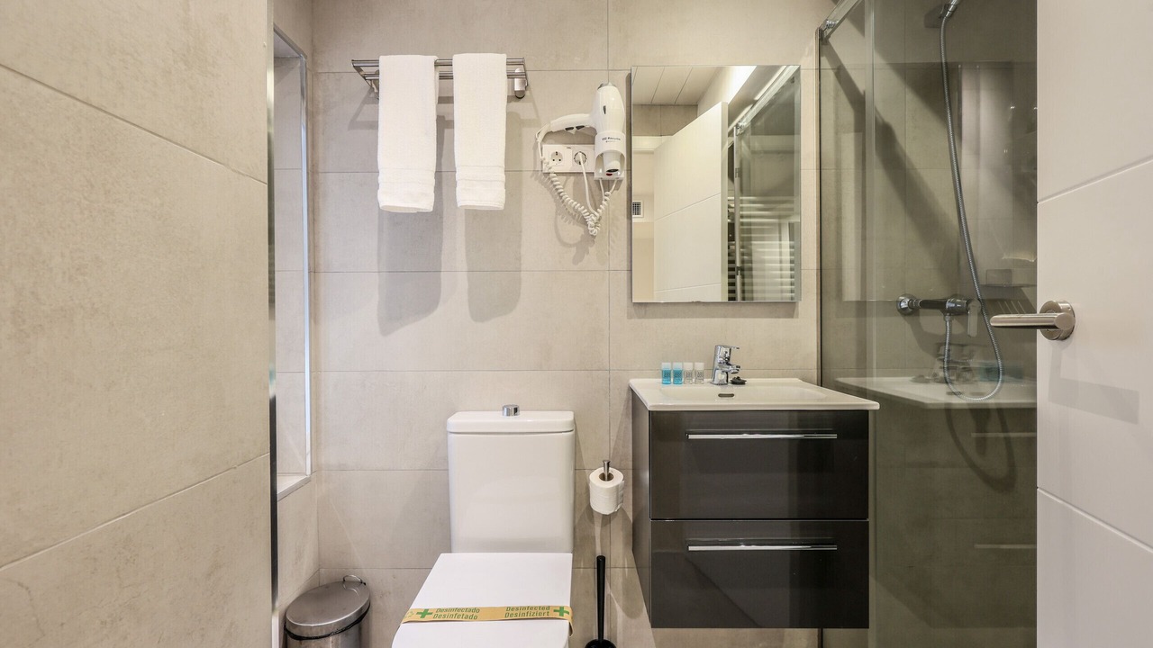 Photo of Bathroom in Gaztambide