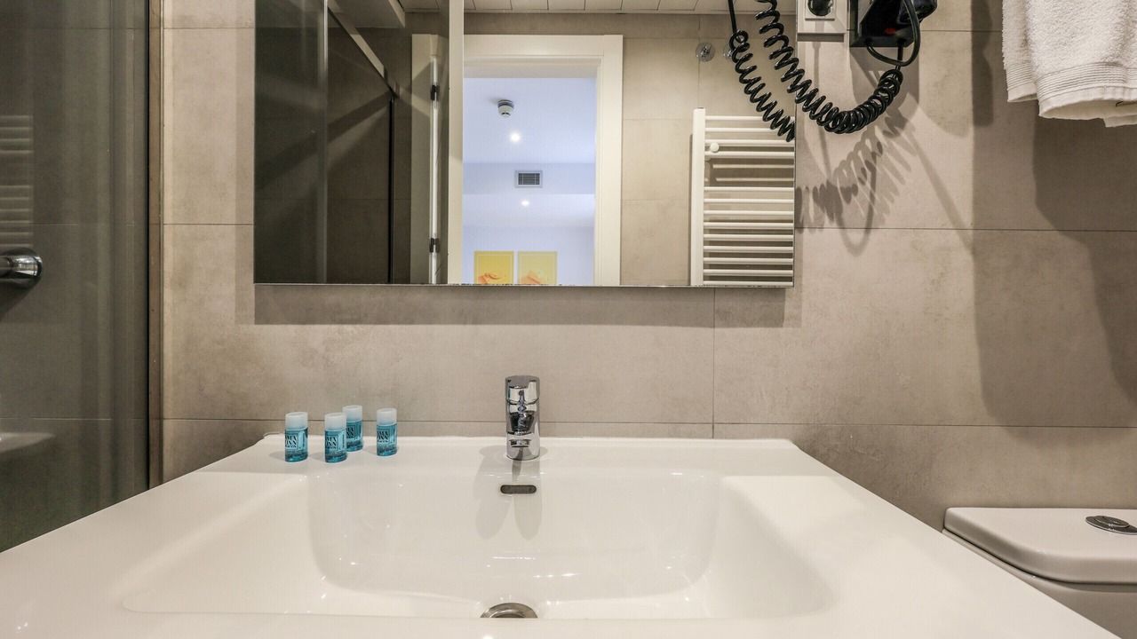 Photo of Bathroom in Gaztambide