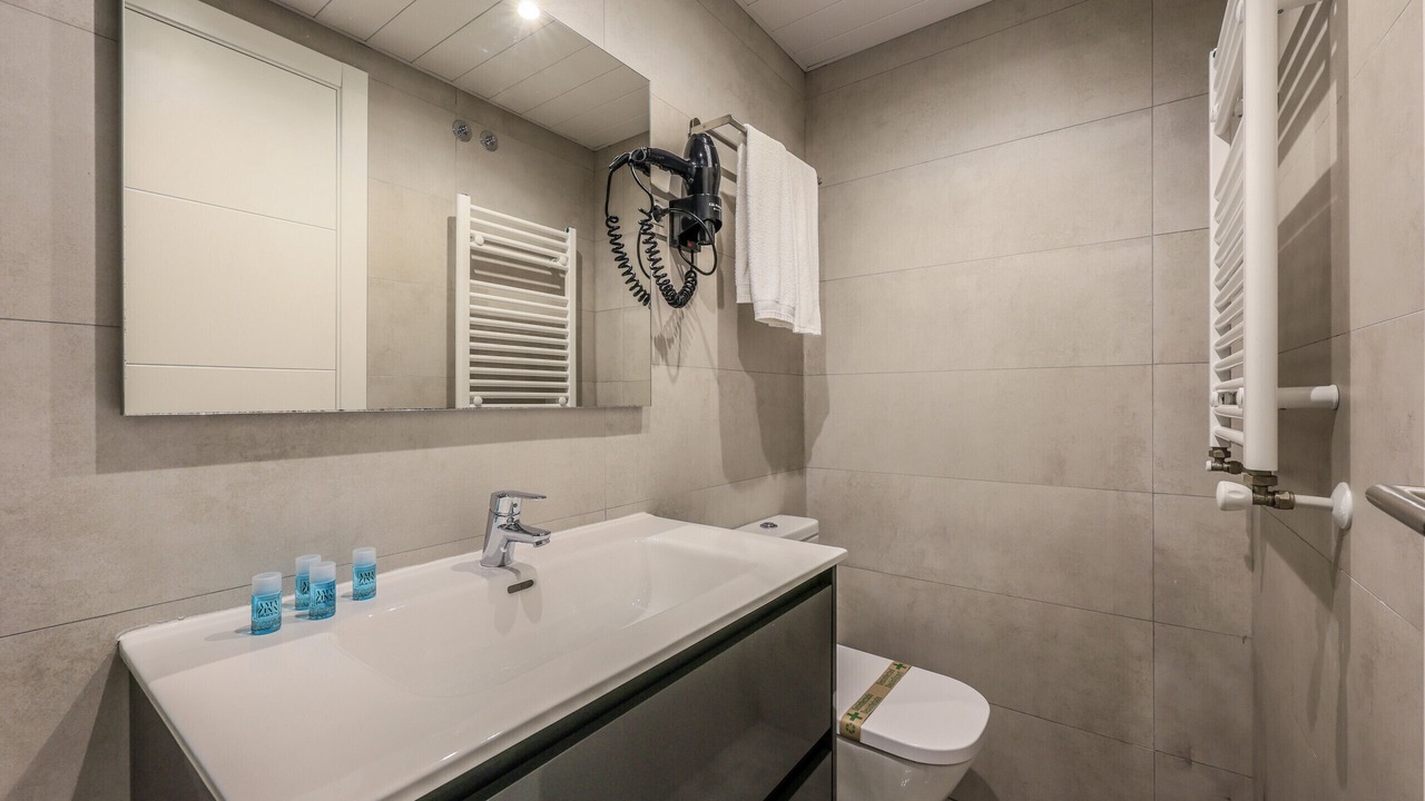 Photo of Bathroom in Gaztambide