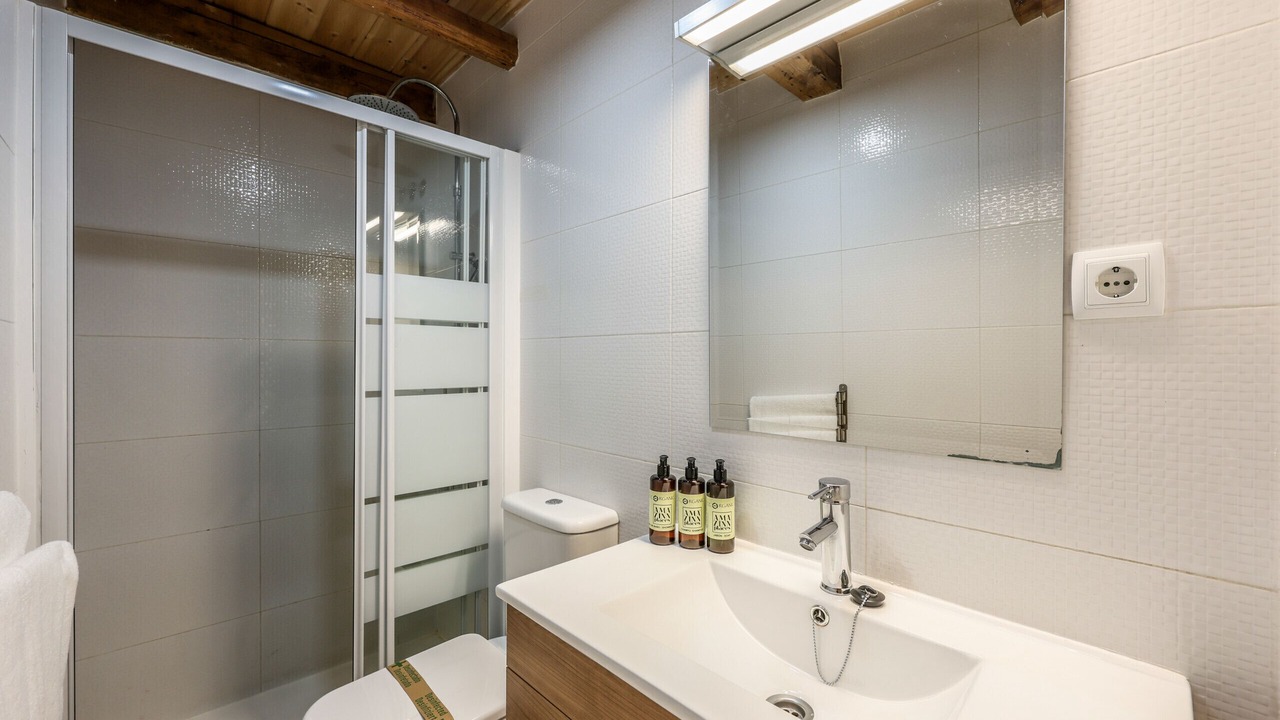 Photo of Bathroom in Malasana