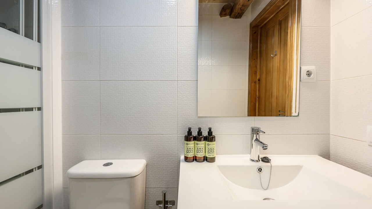 Photo of Bathroom in Malasana