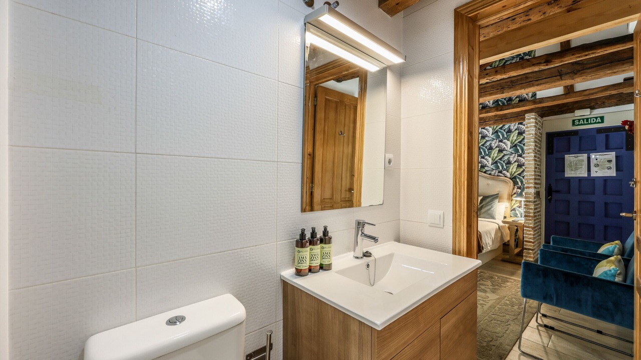 Photo of Bathroom in Malasana