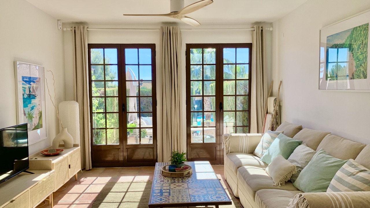 Photo of Livingroom in Golf Bahia