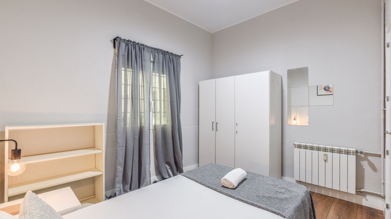 Photo of Bedroom in Jeronimos