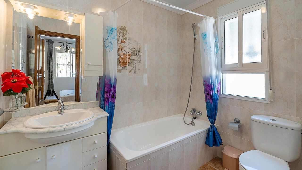 Photo of Bathroom in Archez