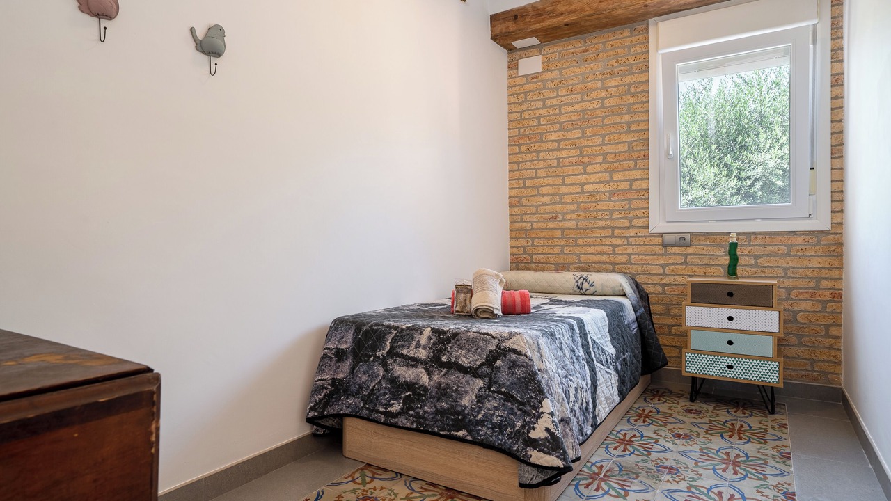 Photo of Bedroom in Deltebre