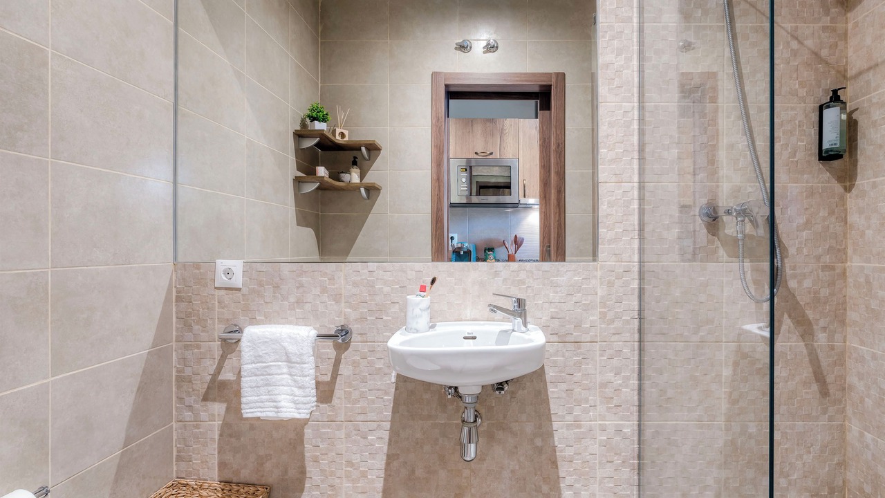Photo of Bathroom in El Cabanyal